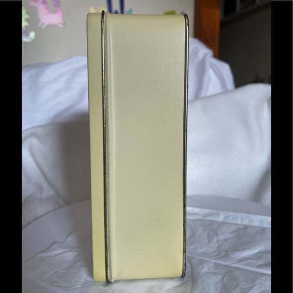 Vintage Tin Simplicity Pattern Magazine Cover - Picture 5 of 12